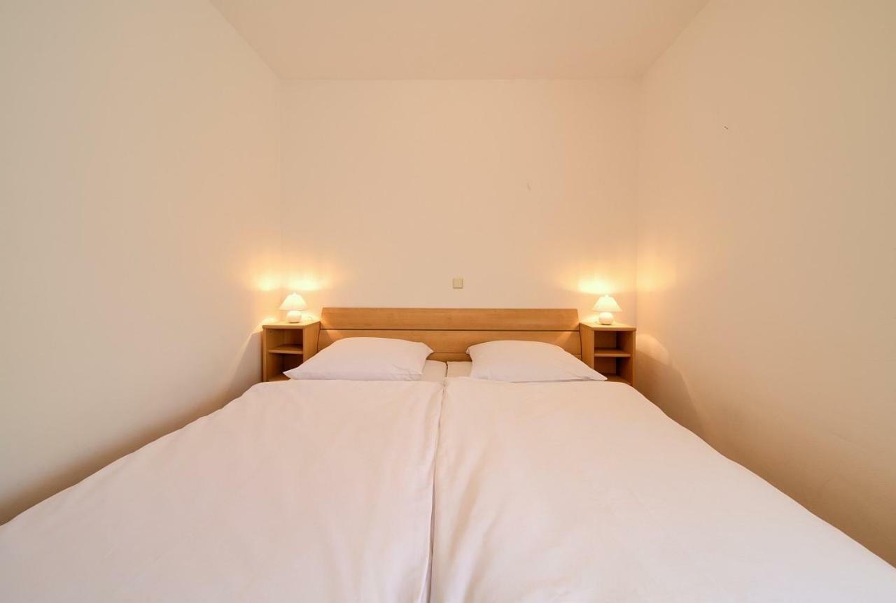 Apartman Adria Malinska Eksteriør billede